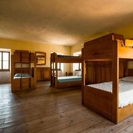 Ostello Podesteria Di Gombola - Arte E Territorio Polinago Dış mekan fotoğraf